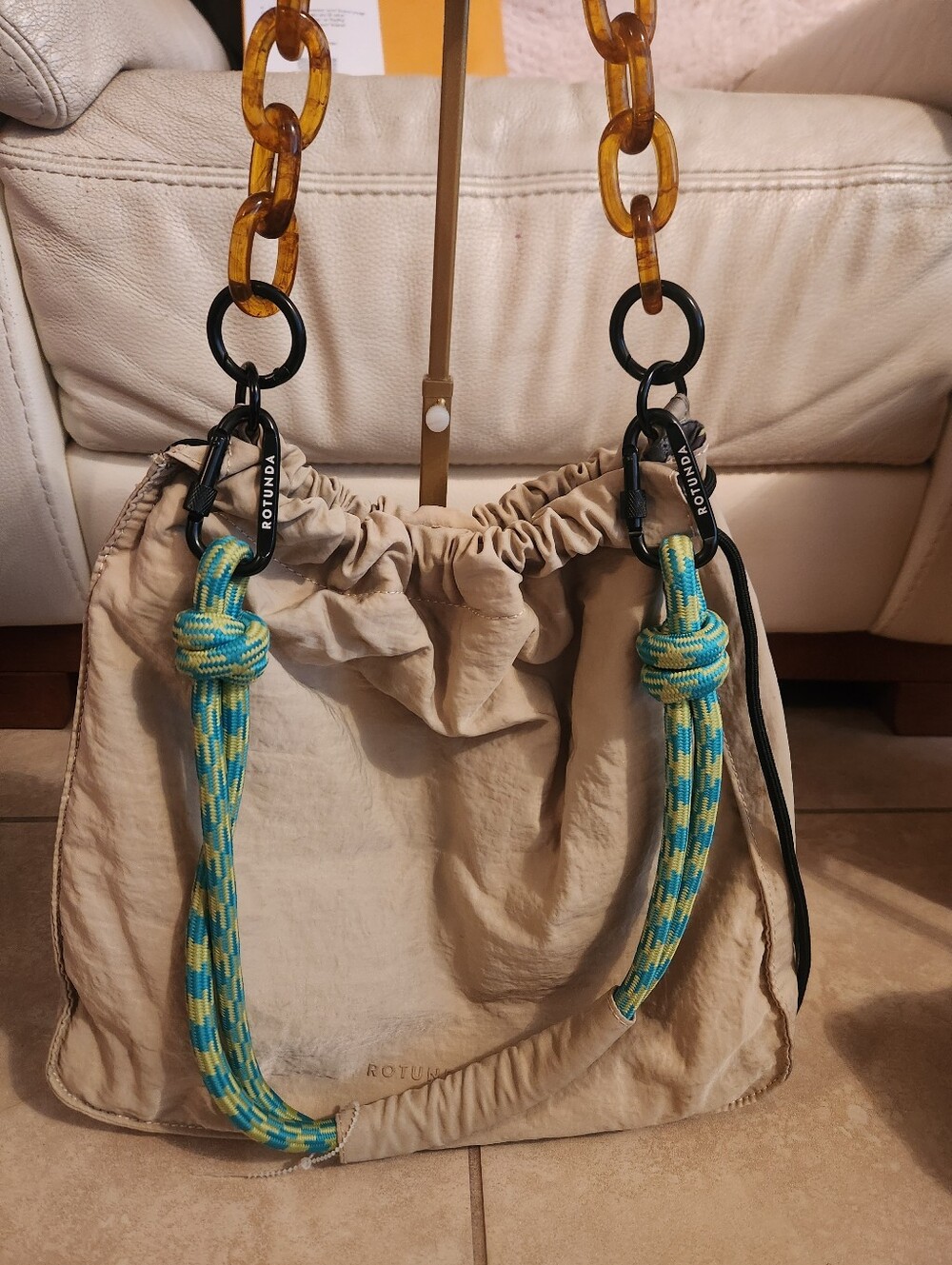 Rotunda Sant Hobo Bag Beige Multi Straps